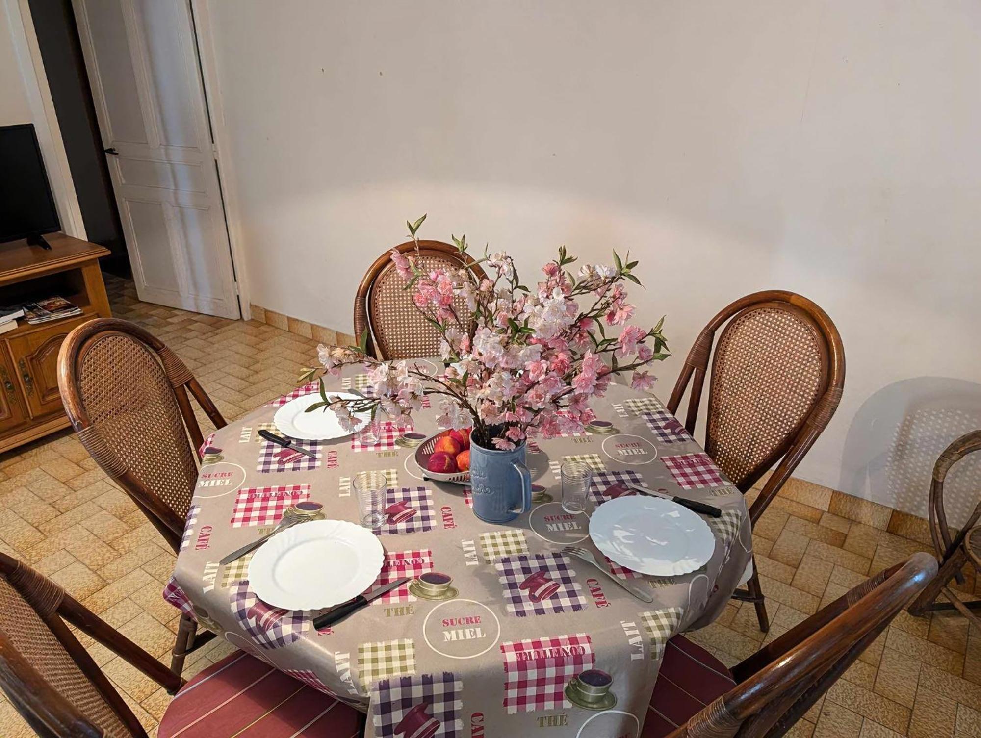 La Bougie Perlee 1 Villa Saint-Crépin-et-Carlucet Екстериор снимка